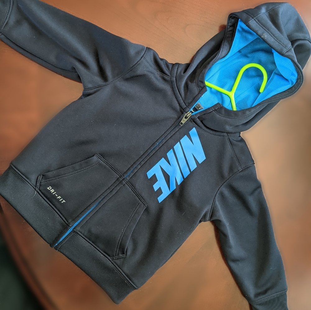 Nike Dri-fit Hoodie size 12m